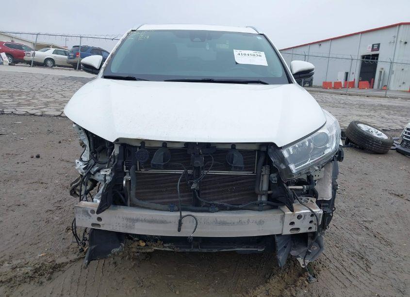 Photo 13 of 2018 Toyota Highlander HYBRID LIMITED (VIN 5TDDGRFH1JS051777)