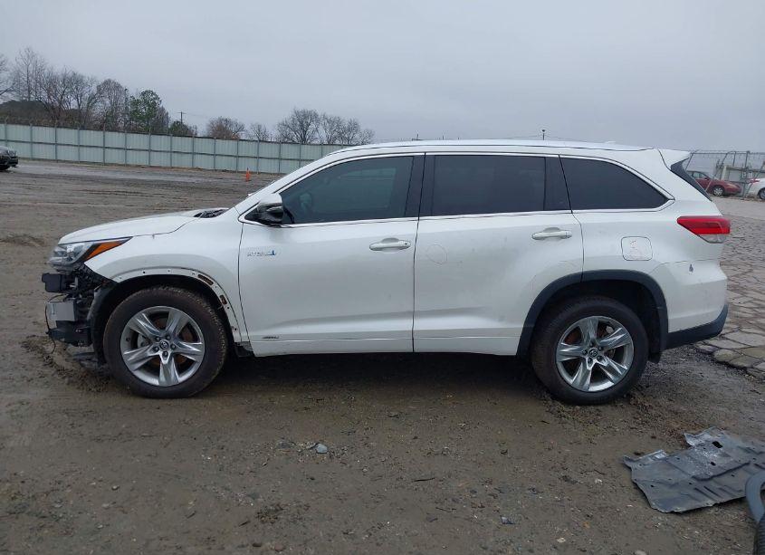 Photo 15 of 2018 Toyota Highlander HYBRID LIMITED (VIN 5TDDGRFH1JS051777)