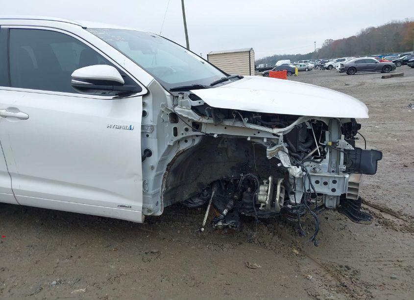 Photo 18 of 2018 Toyota Highlander HYBRID LIMITED (VIN 5TDDGRFH1JS051777)