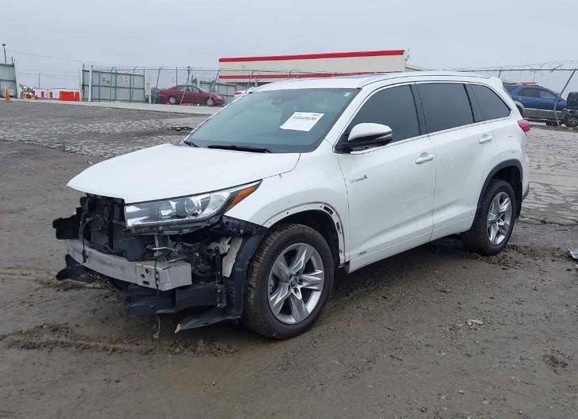 Photo 2 of 2018 Toyota Highlander HYBRID LIMITED (VIN 5TDDGRFH1JS051777)