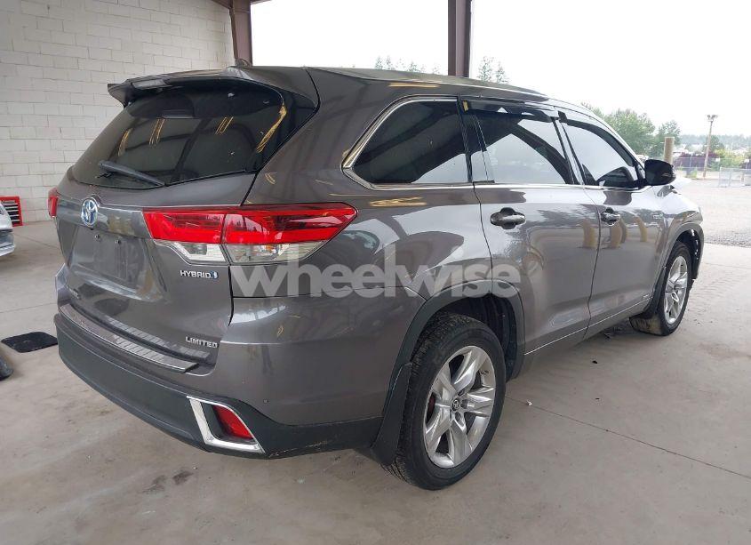 Photo 4 of 2017 Toyota Highlander HYBRID LIMITED (VIN 5TDDGRFH2HS022041)