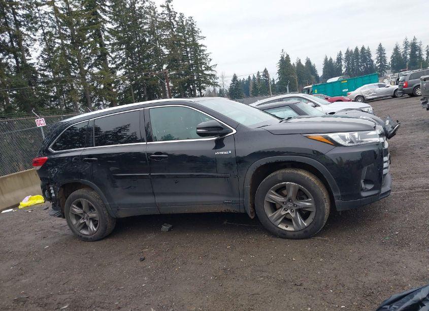 Photo 14 of 2017 Toyota Highlander HYBRID LIMITED PLATINUM (VIN 5TDDGRFH3HS029984)