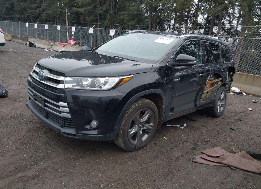 Photo 2 of 2017 Toyota Highlander HYBRID LIMITED PLATINUM (VIN 5TDDGRFH3HS029984)