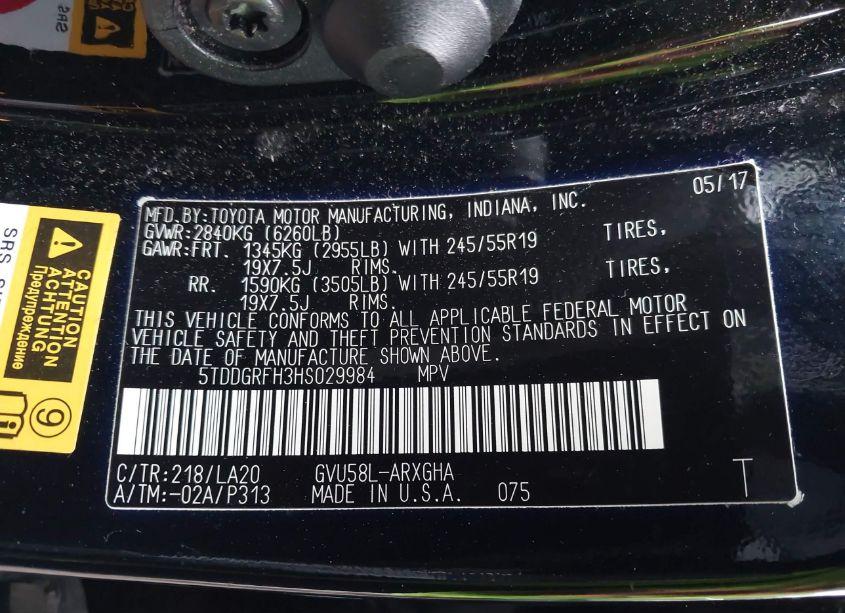 Photo 9 of 2017 Toyota Highlander HYBRID LIMITED PLATINUM (VIN 5TDDGRFH3HS029984)