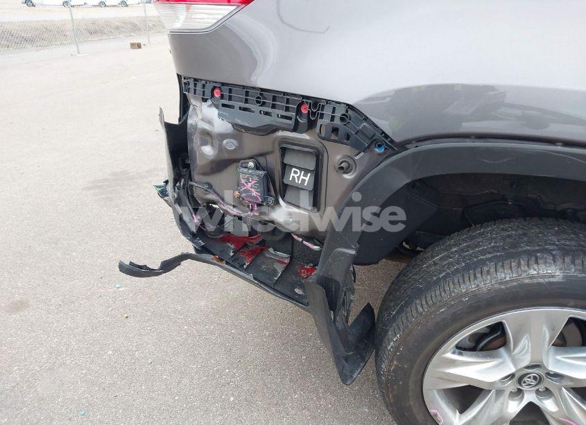 Photo 17 of 2017 Toyota Highlander HYBRID LIMITED (VIN 5TDDGRFH3HS034490)