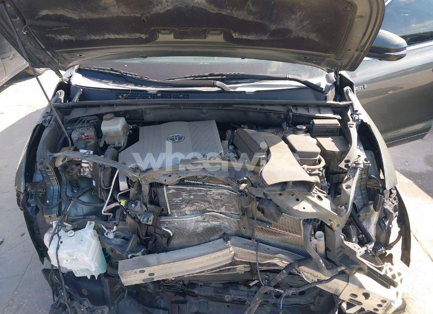 Photo 10 of 2019 Toyota Highlander HYBRID LIMITED PLATINUM (VIN 5TDDGRFH3KS059610)