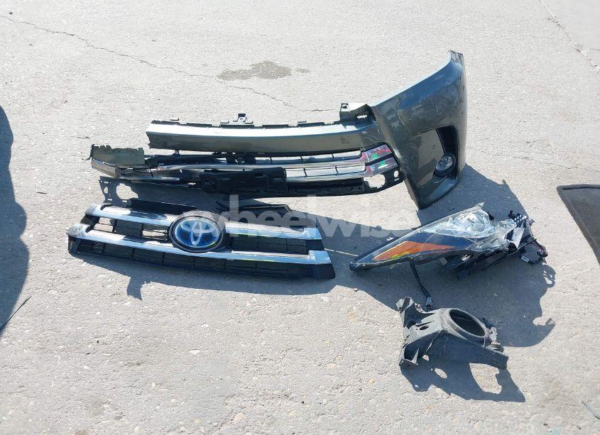 Photo 12 of 2019 Toyota Highlander HYBRID LIMITED PLATINUM (VIN 5TDDGRFH3KS059610)