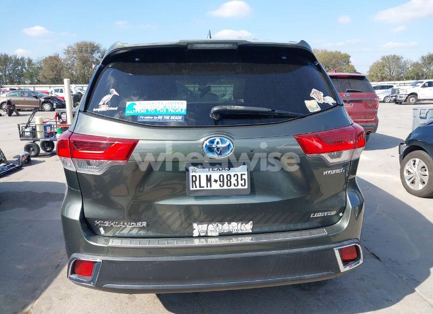 Photo 17 of 2019 Toyota Highlander HYBRID LIMITED PLATINUM (VIN 5TDDGRFH3KS059610)