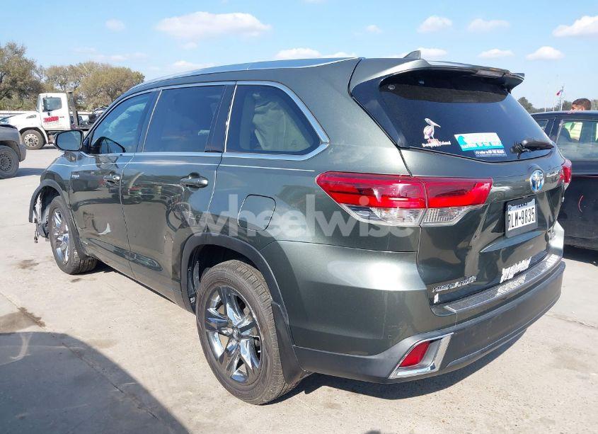 Photo 3 of 2019 Toyota Highlander HYBRID LIMITED PLATINUM (VIN 5TDDGRFH3KS059610)