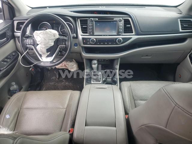 Photo 6 of 2017 TOYOTA HIGHLANDER HYBRID LIMITED (VIN 5TDDGRFH5HS022244)