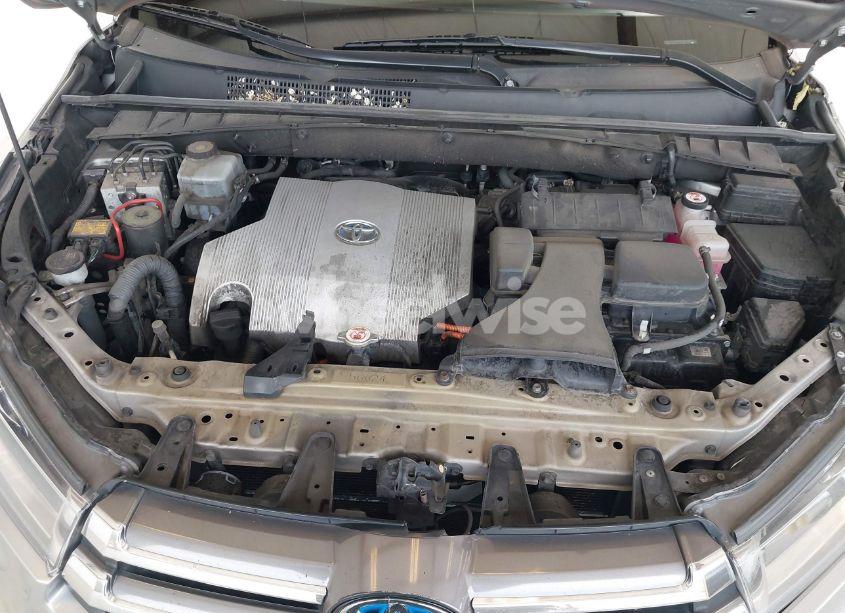 Photo 10 of 2018 Toyota Highlander HYBRID LIMITED (VIN 5TDDGRFH6JS038295)