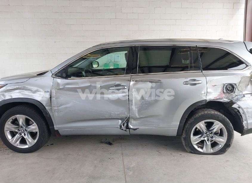 Photo 14 of 2018 Toyota Highlander HYBRID LIMITED (VIN 5TDDGRFH6JS038295)