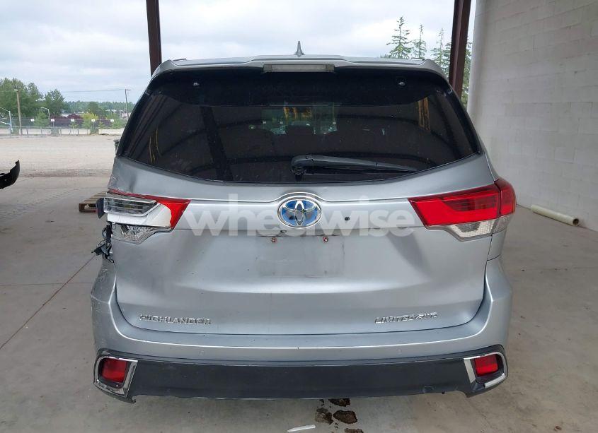 Photo 16 of 2018 Toyota Highlander HYBRID LIMITED (VIN 5TDDGRFH6JS038295)