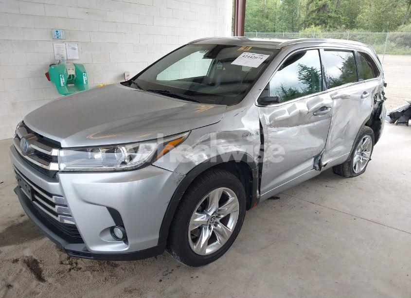 Photo 2 of 2018 Toyota Highlander HYBRID LIMITED (VIN 5TDDGRFH6JS038295)