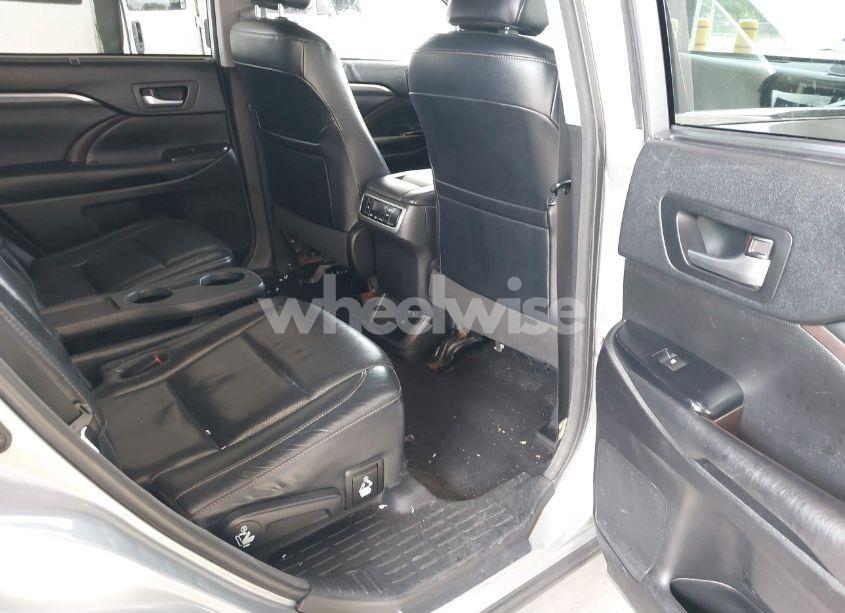 Photo 8 of 2018 Toyota Highlander HYBRID LIMITED (VIN 5TDDGRFH6JS038295)