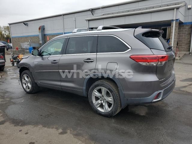 Photo 11 of 2019 TOYOTA HIGHLANDER HYBRID LIMITED N/A (VIN 5TDDGRFH6KS066857)