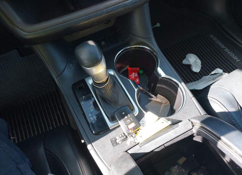 Photo 11 of 2017 Toyota Highlander HYBRID LIMITED (VIN 5TDDGRFH7HS028806)