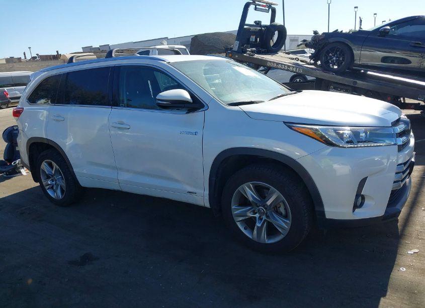 Photo 13 of 2017 Toyota Highlander HYBRID LIMITED (VIN 5TDDGRFH7HS028806)