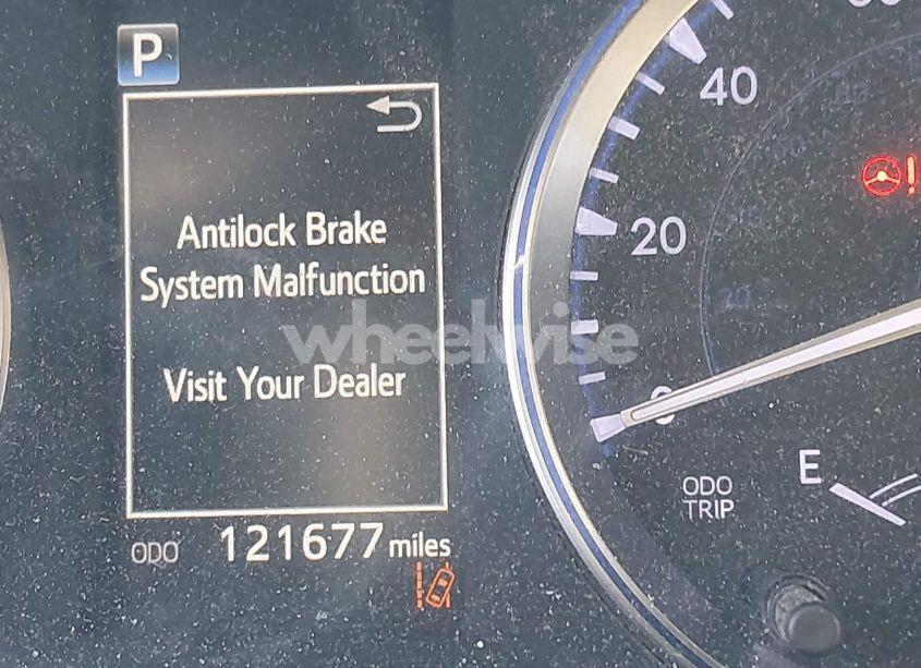 Photo 15 of 2018 Toyota Highlander HYBRID LIMITED PLATINUM (VIN 5TDDGRFH7JS040072)