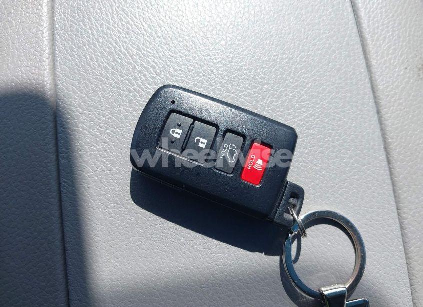 Photo 11 of 2019 Toyota Highlander HYBRID LIMITED PLATINUM (VIN 5TDDGRFH7KS072831)