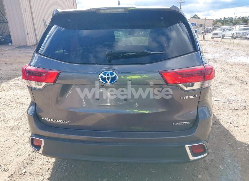 Photo 16 of 2017 Toyota Highlander HYBRID LIMITED PLATINUM (VIN 5TDDGRFH8HS021637)