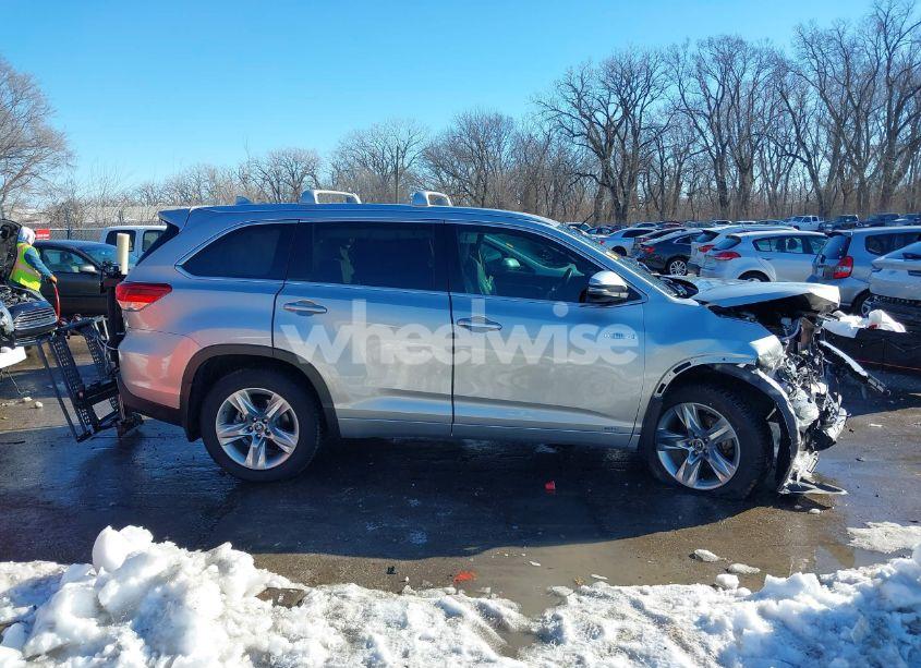 Photo 14 of 2017 Toyota Highlander HYBRID LIMITED (VIN 5TDDGRFH8HS024036)