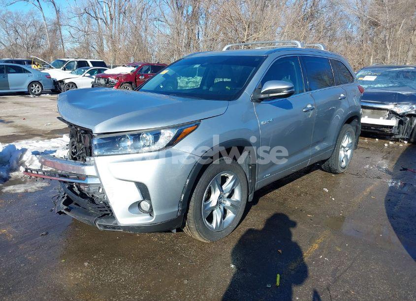 Photo 2 of 2017 Toyota Highlander HYBRID LIMITED (VIN 5TDDGRFH8HS024036)