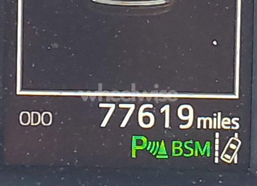 Photo 15 of 2017 Toyota Highlander HYBRID LIMITED PLATINUM (VIN 5TDDGRFH9HS032016)