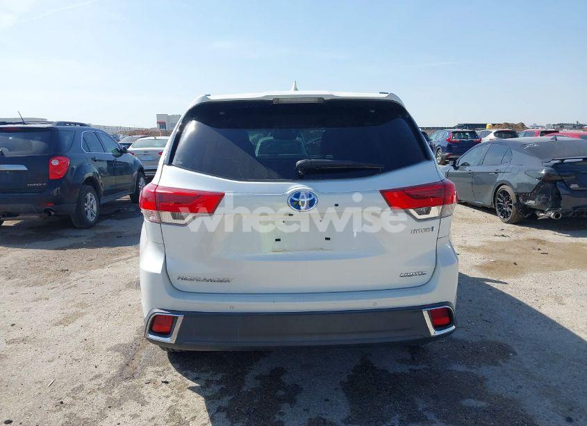 Photo 16 of 2017 Toyota Highlander HYBRID LIMITED PLATINUM (VIN 5TDDGRFH9HS032016)
