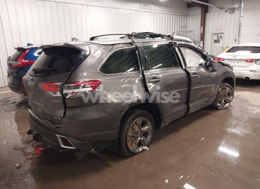 Photo 4 of 2017 Toyota Highlander HYBRID LIMITED PLATINUM (VIN 5TDDGRFHXHS030341)