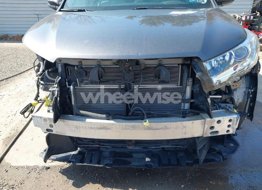 Photo 6 of 2018 Toyota Highlander HYBRID LIMITED (VIN 5TDDGRFHXJS043578)