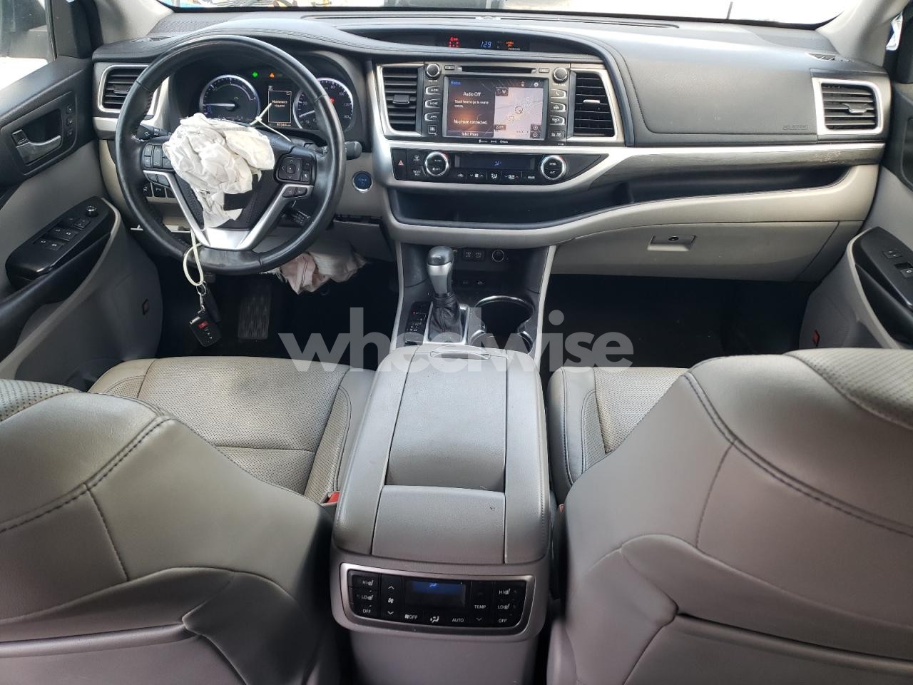 Photo 8 of 2018 TOYOTA HIGHLANDER HYBRID LIMITED (VIN 5TDDGRFHXJS045427)