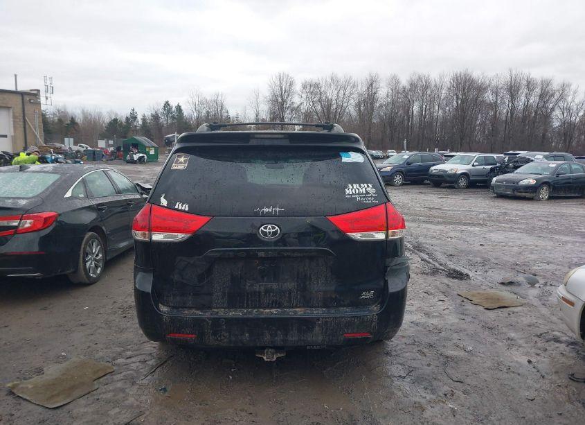 Photo 16 of 2012 Toyota Sienna XLE/LIMITED (VIN 5TDDK3DC0CS044003)