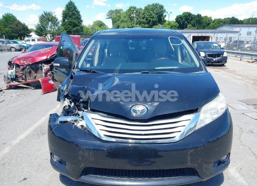Photo 12 of 2013 Toyota Sienna LIMITED 7 PASSENGER (VIN 5TDDK3DC0DS051969)