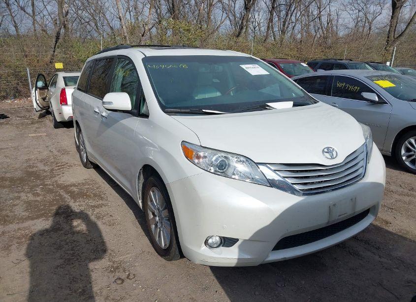 2014 Toyota Sienna XLE/LIMITED (VIN 5TDDK3DC0ES078106) main photo