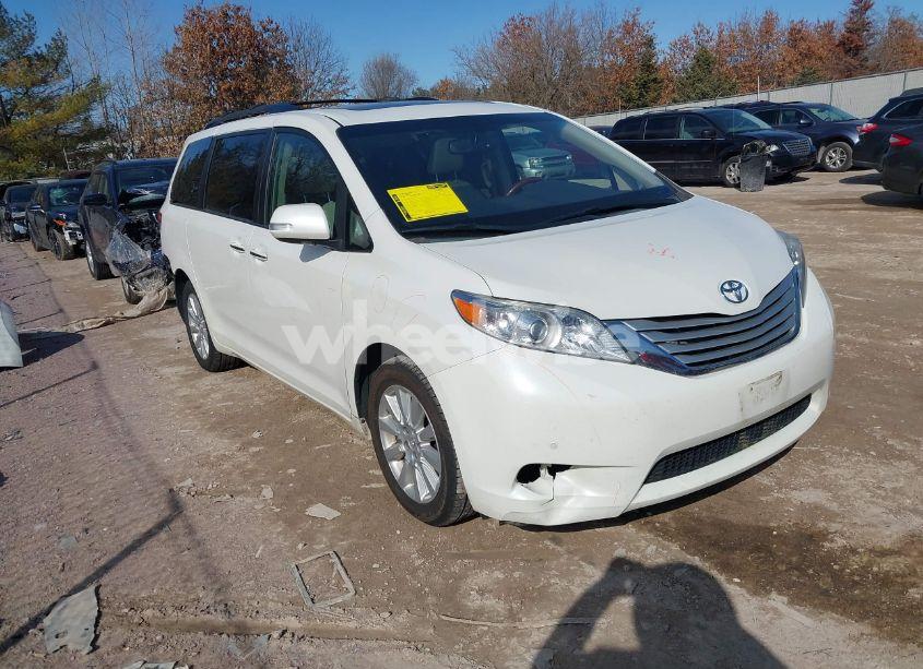 2014 Toyota Sienna LIMITED 7 PASSENGER (VIN 5TDDK3DC0ES090160) main photo