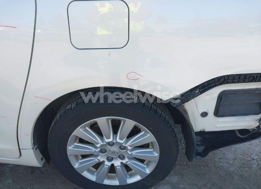 Photo 17 of 2014 Toyota Sienna LIMITED 7 PASSENGER (VIN 5TDDK3DC0ES090160)