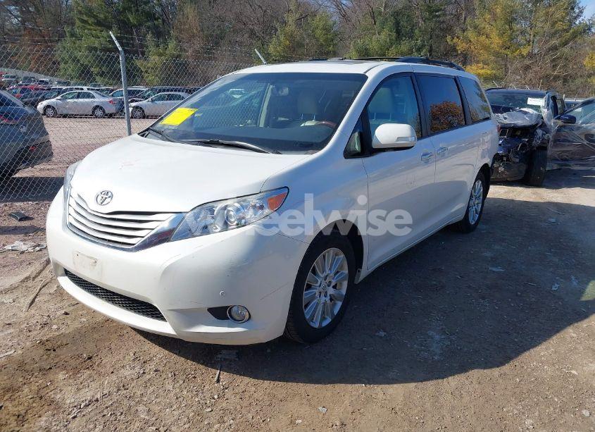 Photo 2 of 2014 Toyota Sienna LIMITED 7 PASSENGER (VIN 5TDDK3DC0ES090160)