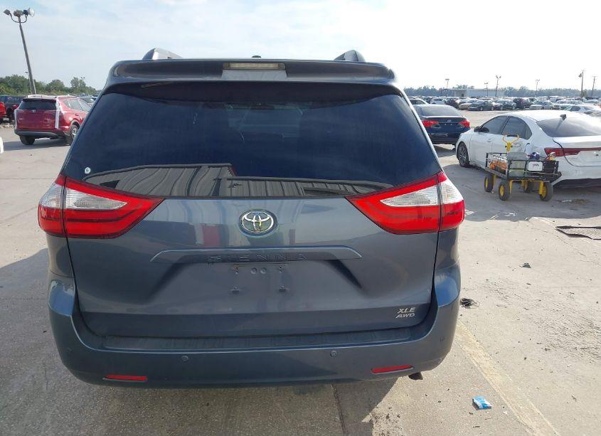 Photo 17 of 2015 Toyota Sienna XLE/LIMITED (VIN 5TDDK3DC0FS097403)