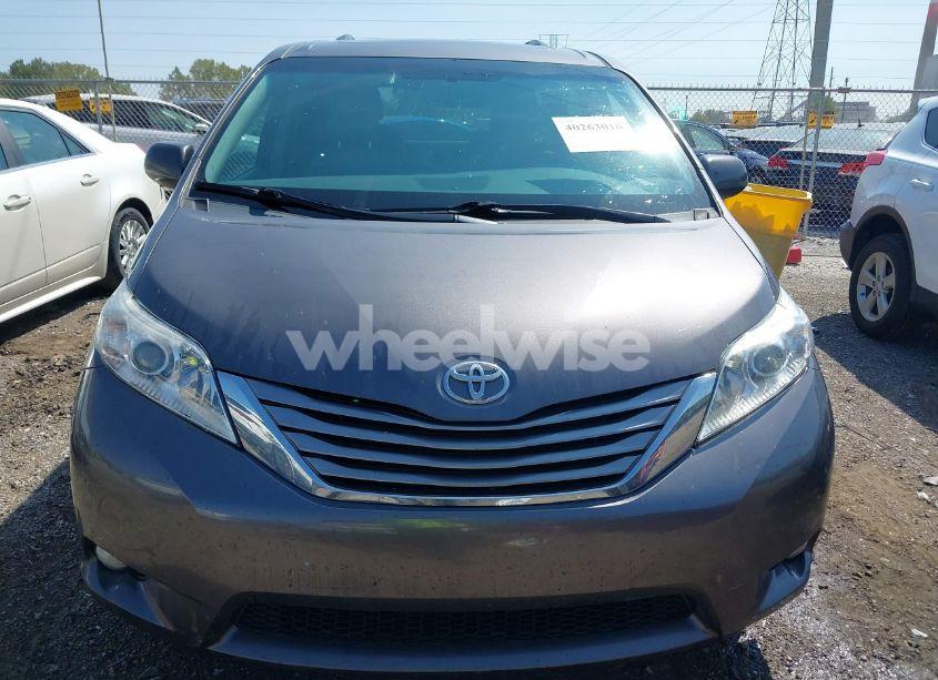Photo 12 of 2015 Toyota Sienna XLE PREMIUM 7 PASSENGER (VIN 5TDDK3DC0FS119108)