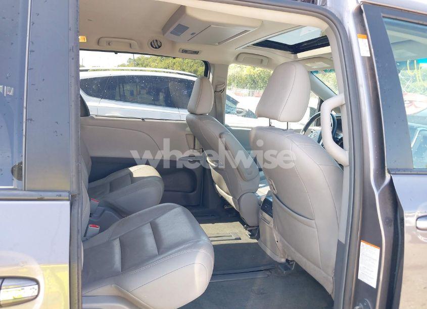 Photo 8 of 2015 Toyota Sienna XLE PREMIUM 7 PASSENGER (VIN 5TDDK3DC0FS119108)