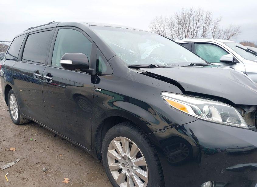 Photo 14 of 2016 Toyota Sienna LIMITED PREMIUM 7 PASSENGER (VIN 5TDDK3DC0GS142860)