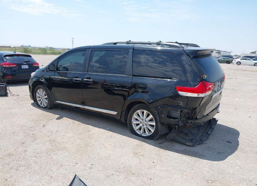 Photo 3 of 2011 Toyota Sienna LIMITED (VIN 5TDDK3DC1BS019285)