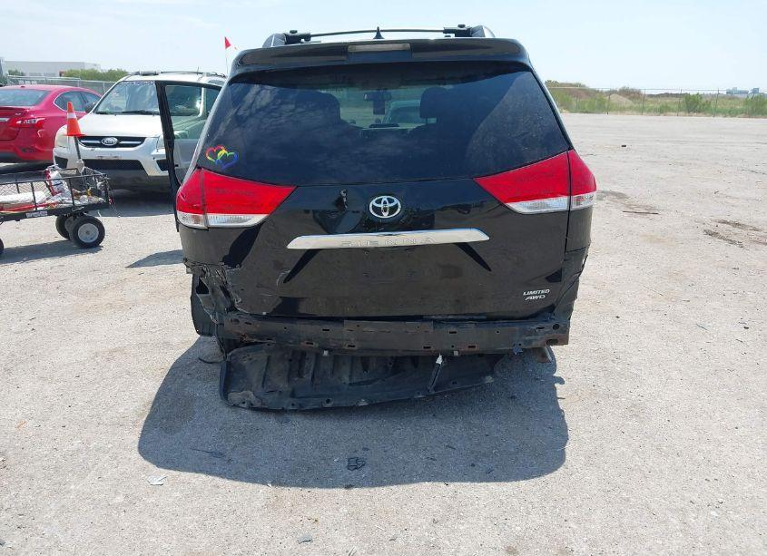 Photo 6 of 2011 Toyota Sienna LIMITED (VIN 5TDDK3DC1BS019285)