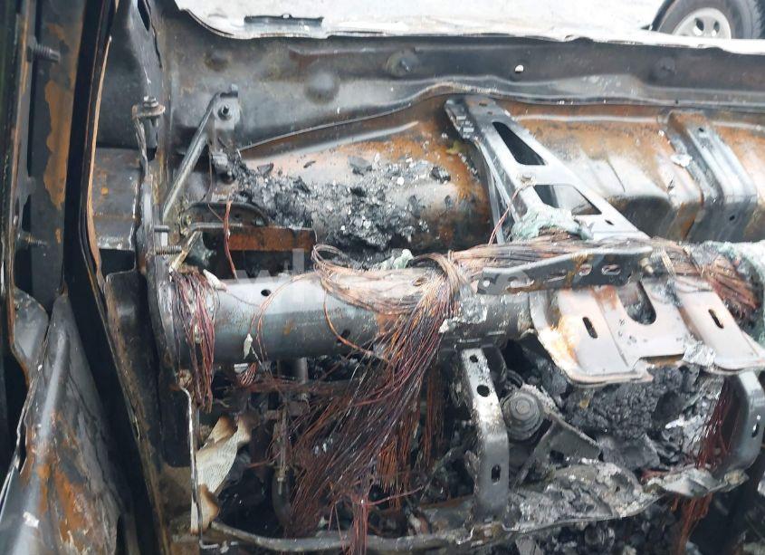 Photo 7 of 2013 Toyota Sienna XLE/LIMITED (VIN 5TDDK3DC1DS051835)