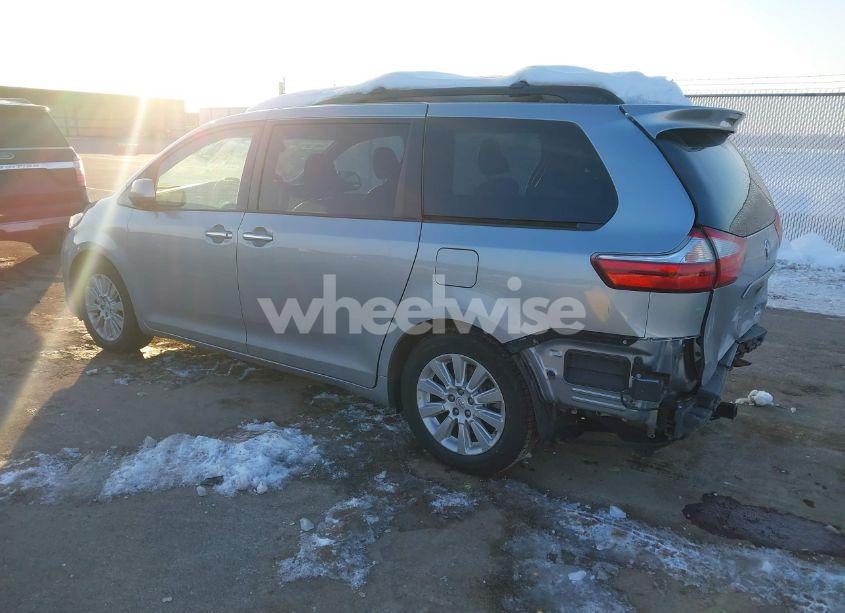 Photo 3 of 2015 Toyota Sienna XLE/LIMITED (VIN 5TDDK3DC1FS094834)