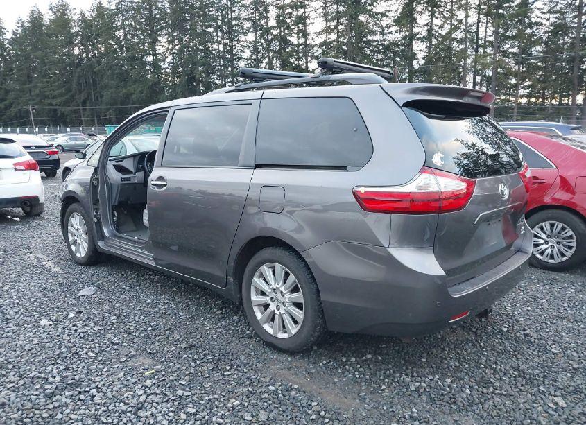 Photo 3 of 2015 Toyota Sienna XLE/LIMITED (VIN 5TDDK3DC1FS097930)