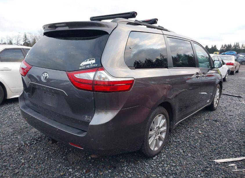 Photo 4 of 2015 Toyota Sienna XLE/LIMITED (VIN 5TDDK3DC1FS097930)