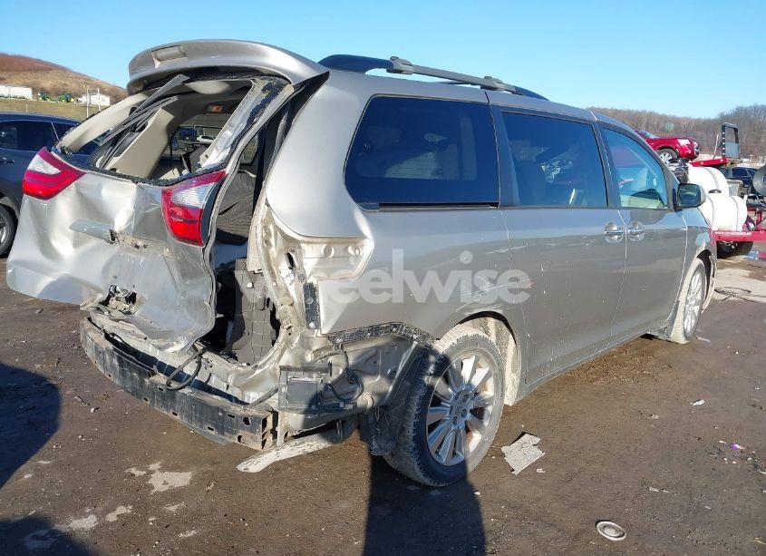 Photo 4 of 2015 Toyota Sienna XLE 7 PASSENGER (VIN 5TDDK3DC1FS110191)