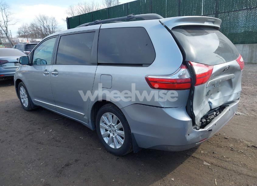 Photo 3 of 2016 Toyota Sienna XLE PREMIUM 7 PASSENGER (VIN 5TDDK3DC1GS140440)